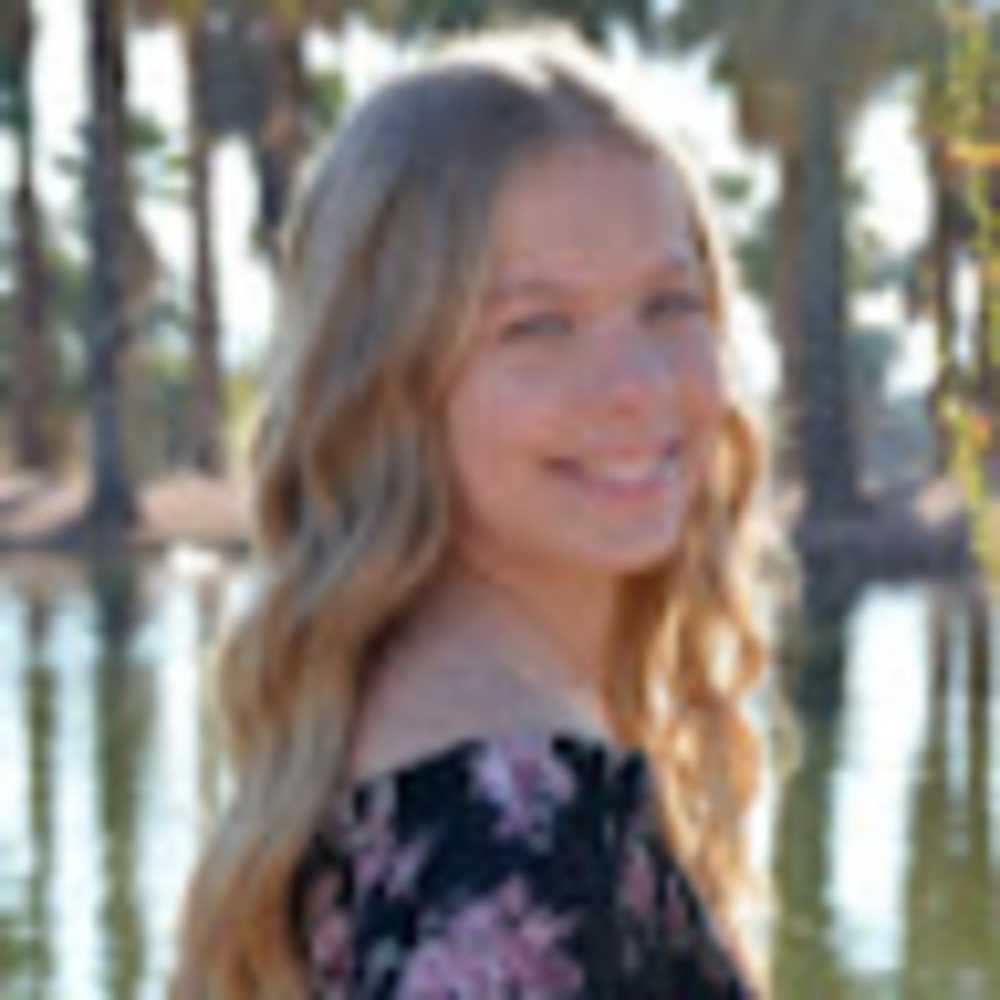 Meet your Posher, Makayla